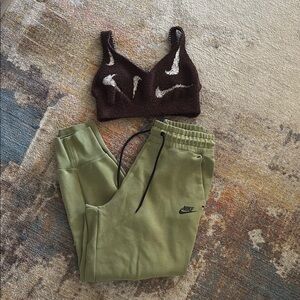Women’s Nike tech green joggers with crop top